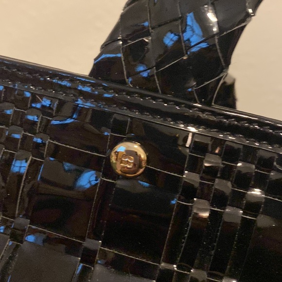Kate Spade ♠️ Woven Patent Leather Tote - Picture 8 of 9